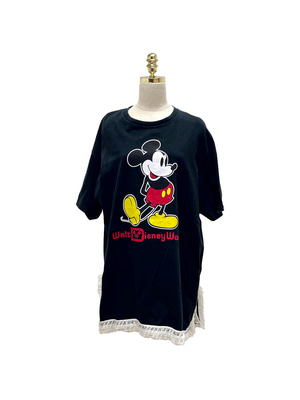 Nightmarket 디즈니 프릴 박시핏 티셔츠